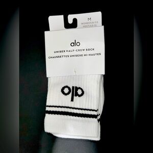 ALO YOGA crew socks
